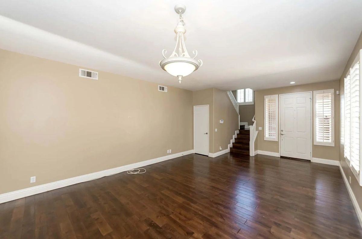 8704 E Wiley Way - Photo 2 of 16