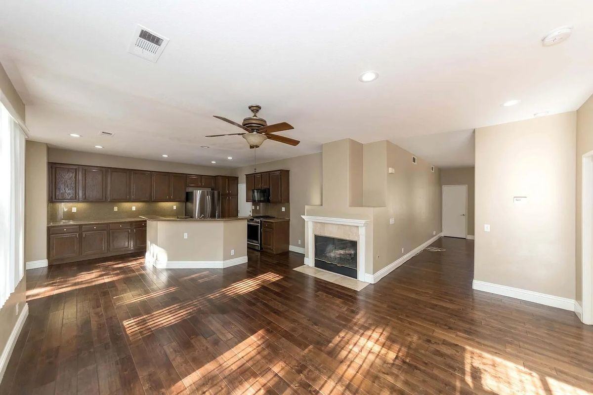 8704 E Wiley Way - Photo 3 of 16