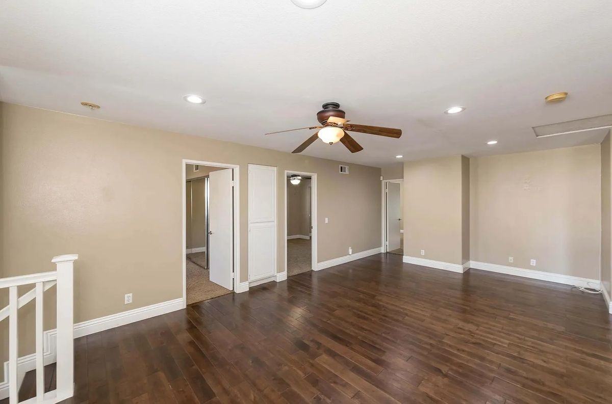 8704 E Wiley Way - Photo 6 of 16