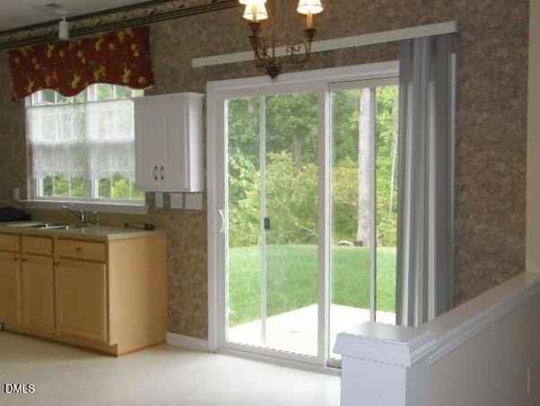 102 Willingham Rd - Photo 7 of 19