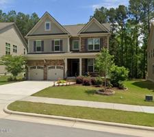 featured image of 321 Parlier Dr