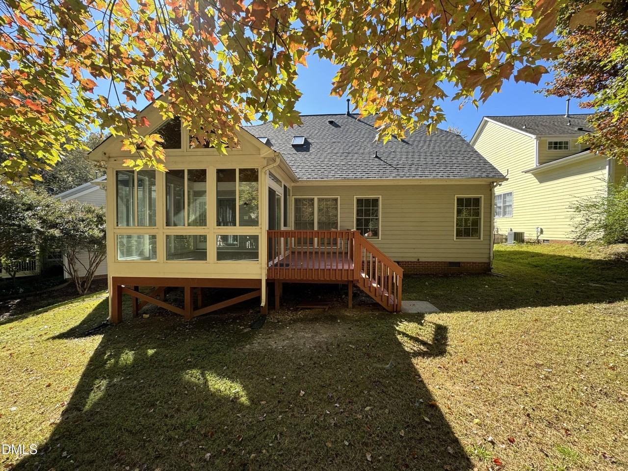 111 Ayelsford Dr - Photo 5 of 23