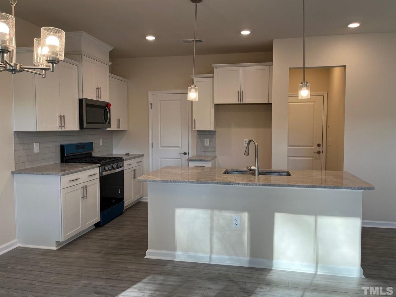 359 Glen Clova Dr - Photo 5 of 27