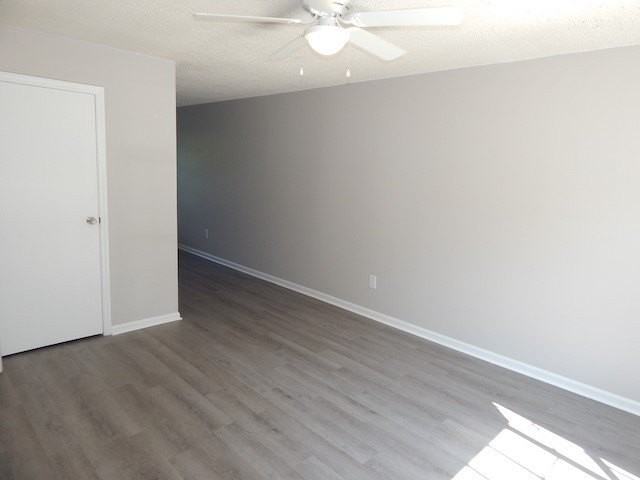 515 N Walnut St #B - Photo 3 of 14