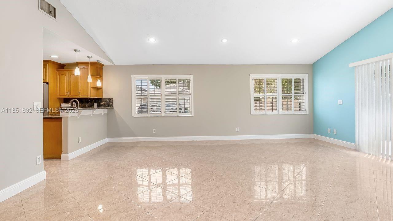 2957 Quail Run Lane - Photo 3 of 33