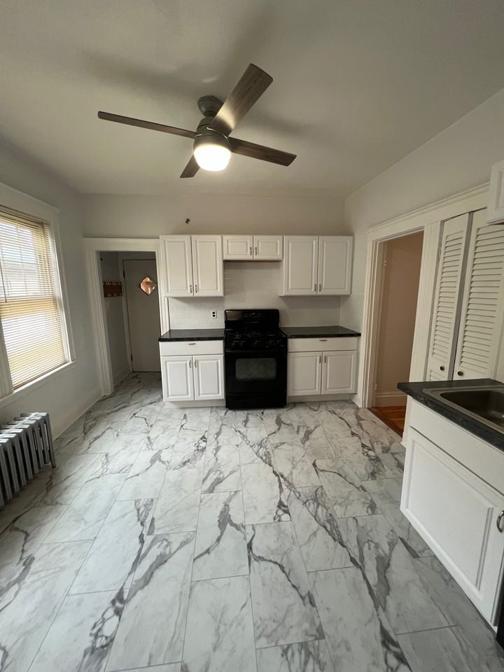 136 Homestead Street - Photo 2 of 5