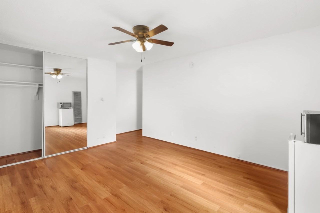 1642 Westgate Avenue, - Photo 3 of 50