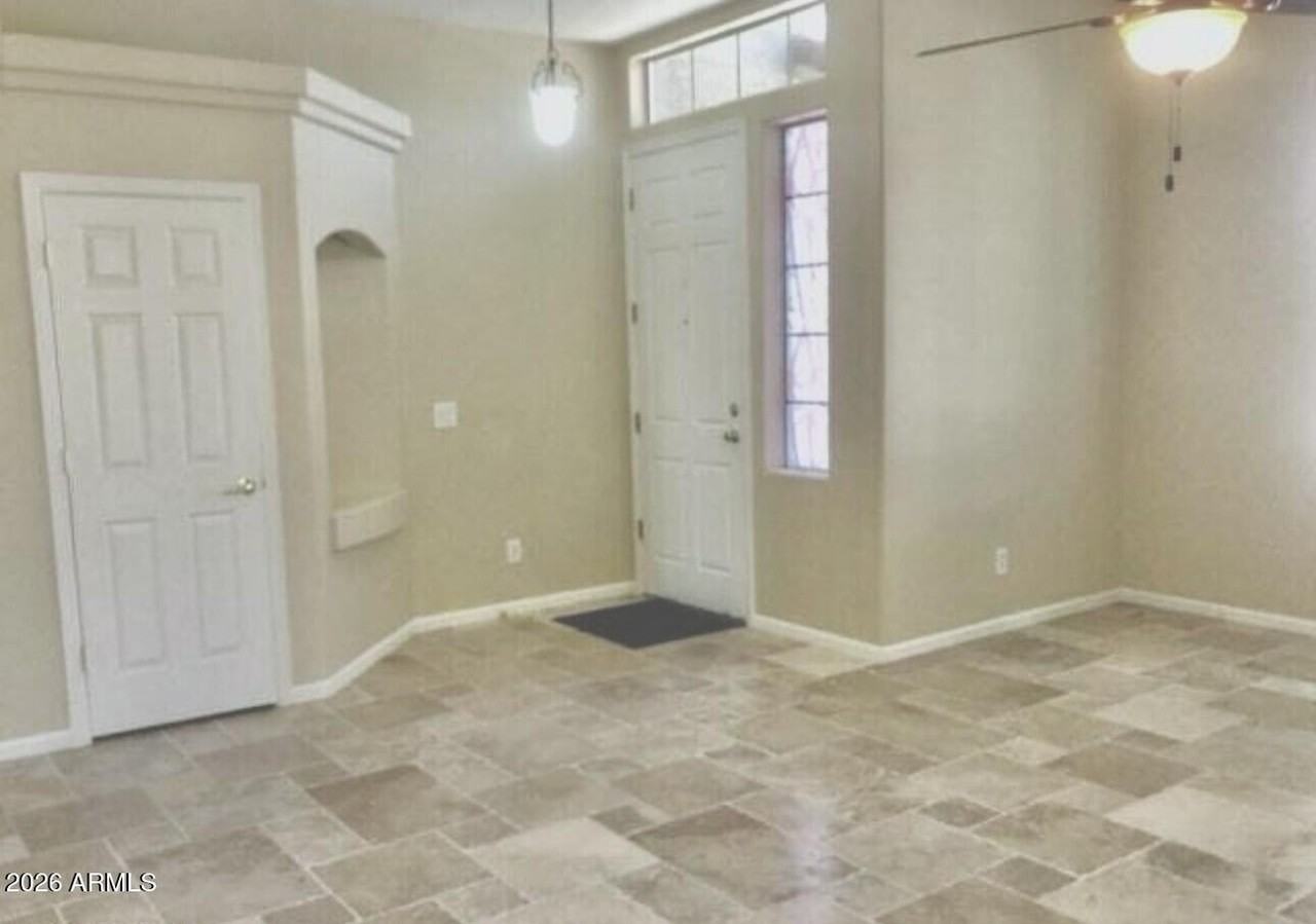 2365 W Jasper Butte Dr - Photo 4 of 19