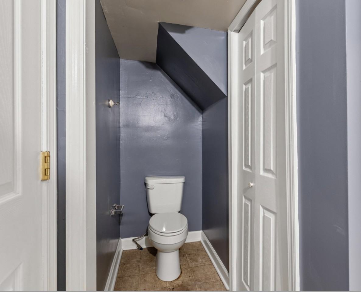 127 S Highland St #2 - Photo 3 of 8