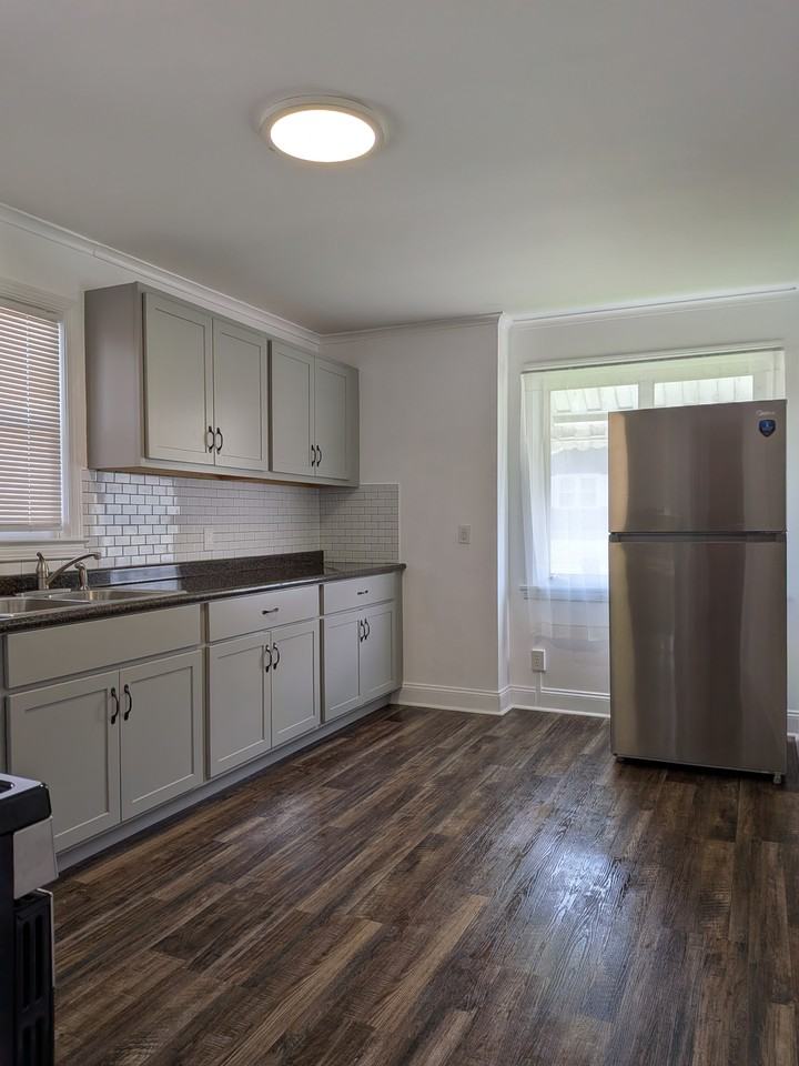 137 Delmar Pl #137DELMAR - Photo 4 of 9