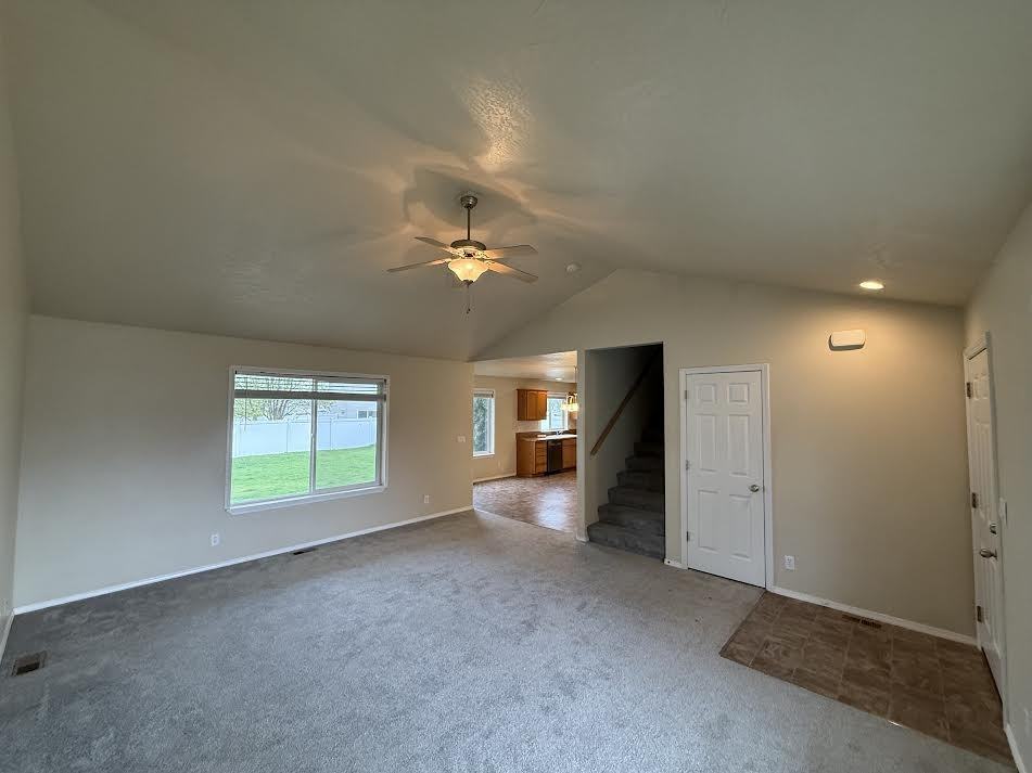 3102 W Thorndale Loop #3102 - Photo 5 of 26