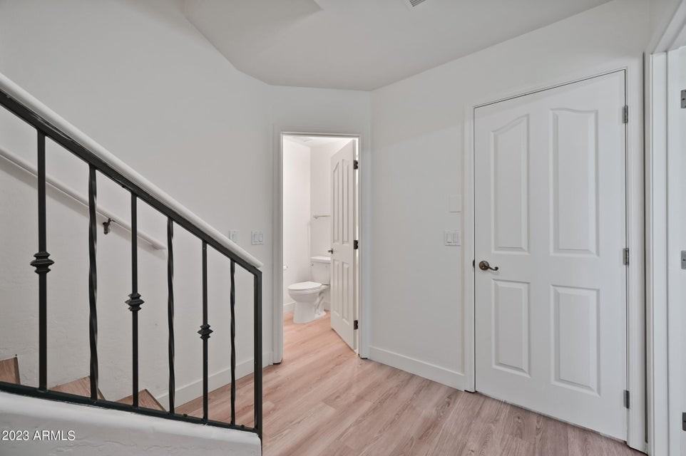 968 West Aspen Way - Photo 2 of 26