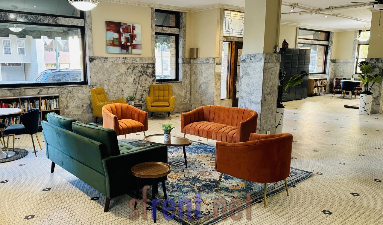 1461 Alice St - Photo 3 of 8