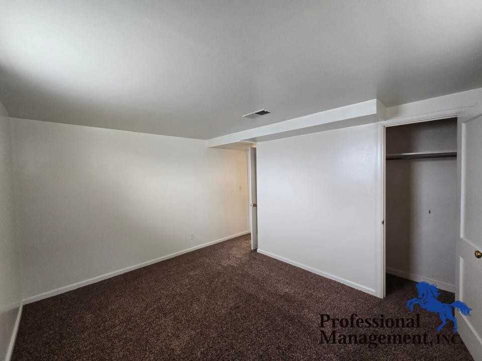 641 1/2 Avenue D - Photo 5 of 9