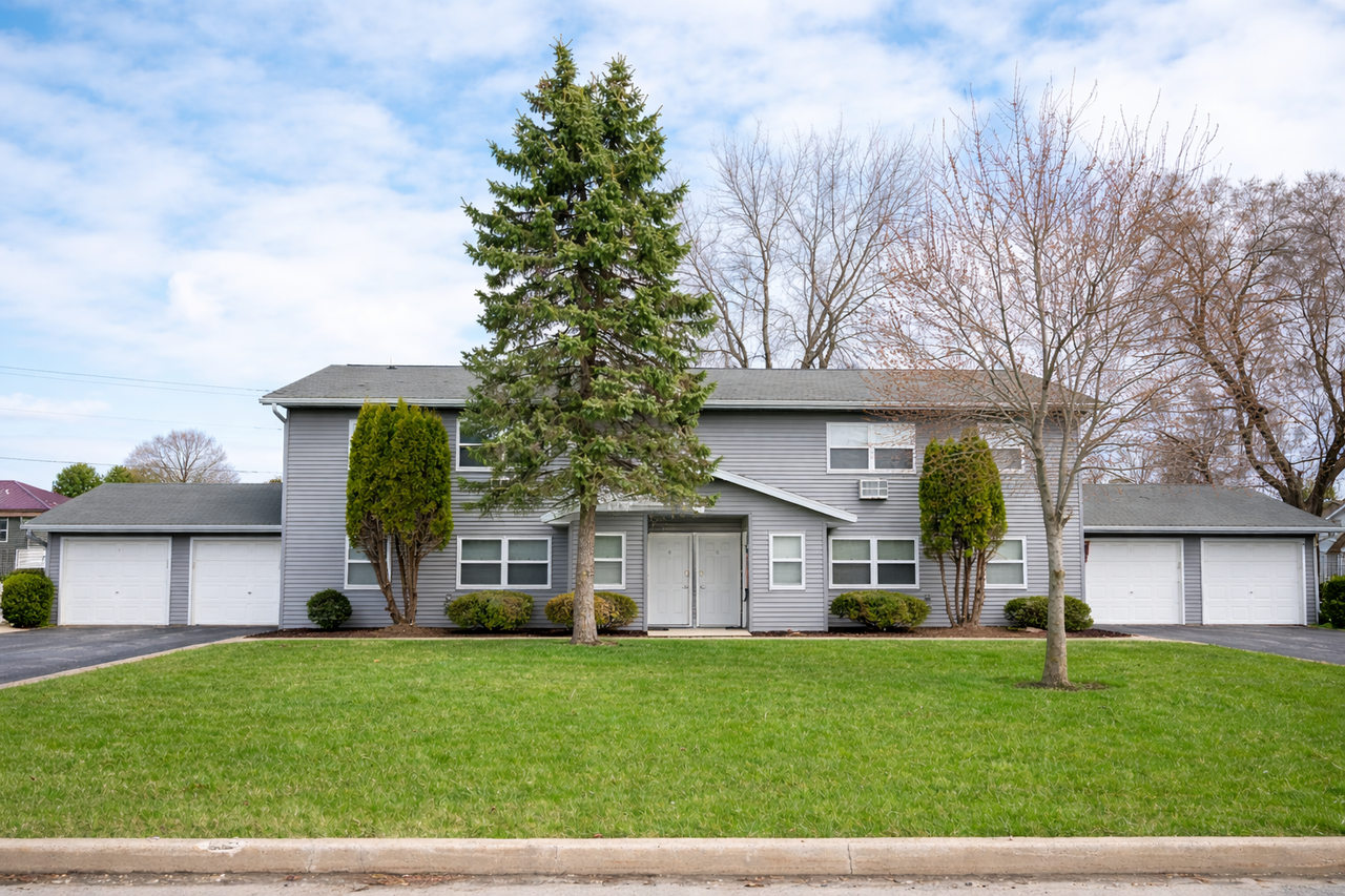 Northtowne Apartments - Photo 2 of 19