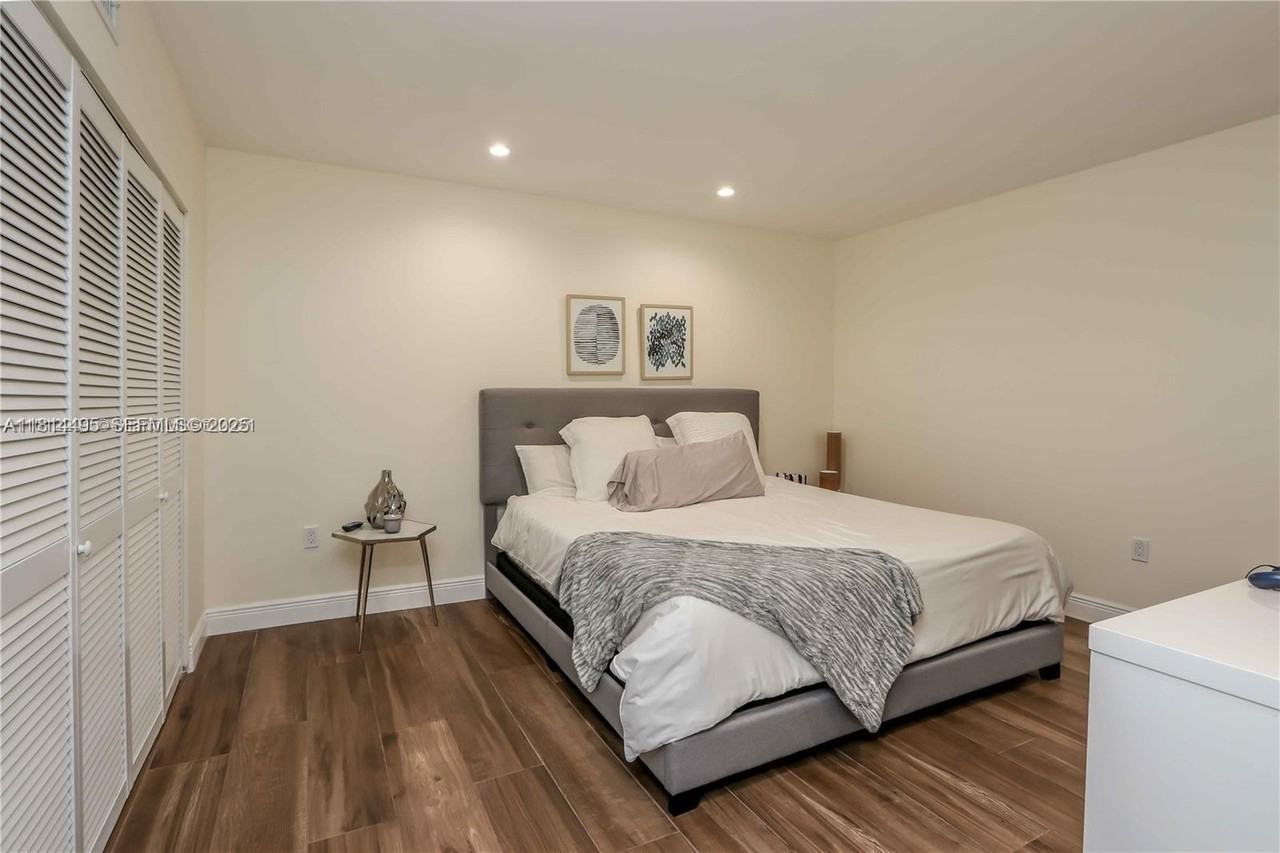 16509 Fox Den Court #16509 - Photo 7 of 21