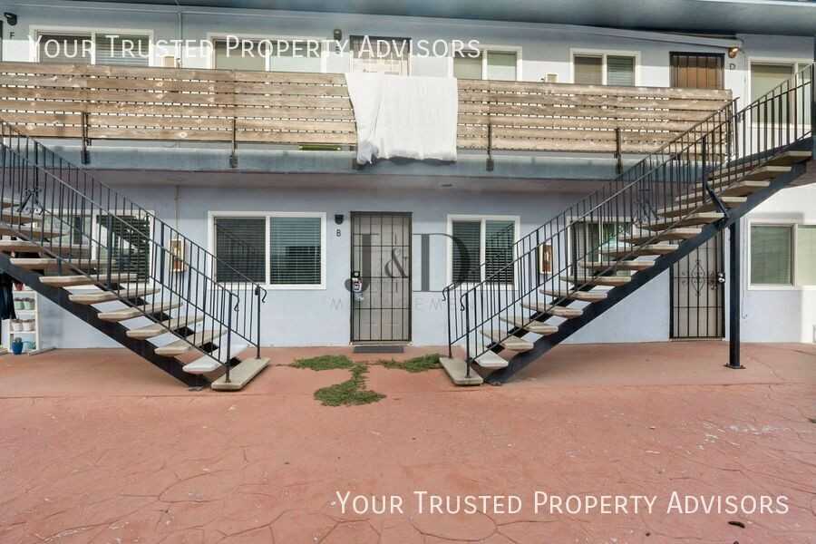 DUB1430 - Photo 2 of 4