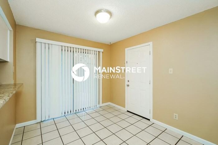 728 Poe St - Photo 7 of 17