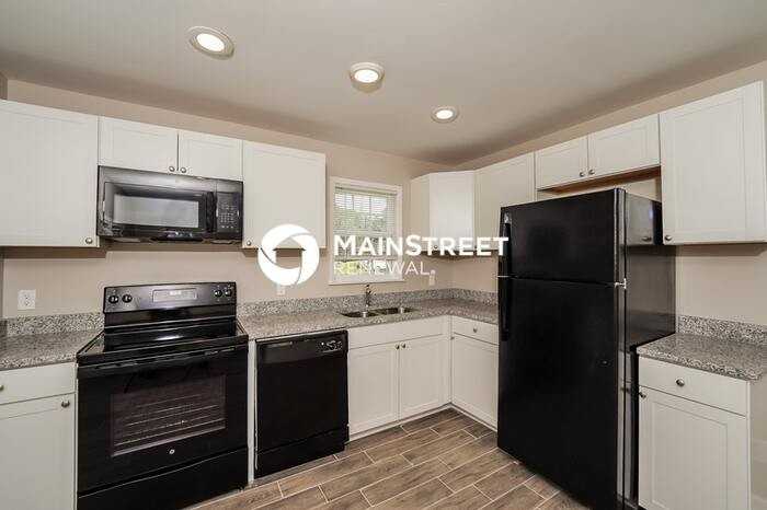 5240 Jean Dr - Photo 6 of 17