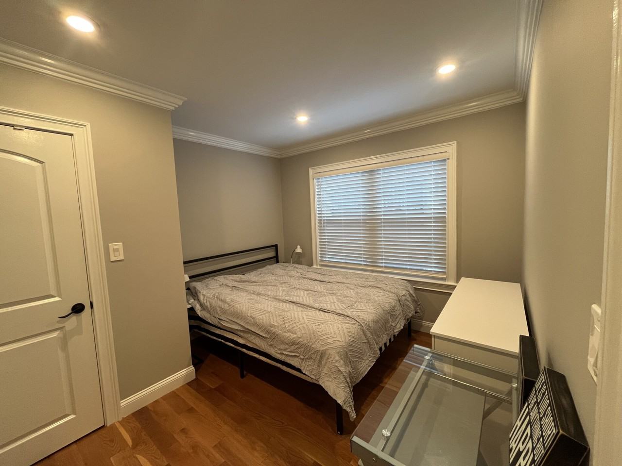 23 Rockledge St #1 - Photo 6 of 11