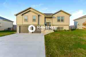 featured image of 19120 Corbyn Ln