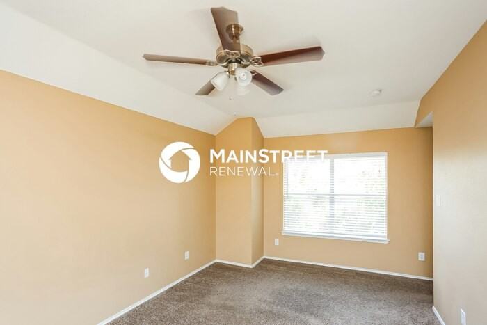 1512 Yellowbird Ct - Photo 7 of 17