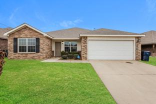 9329 Nw 70th St - Photo 1 of 1