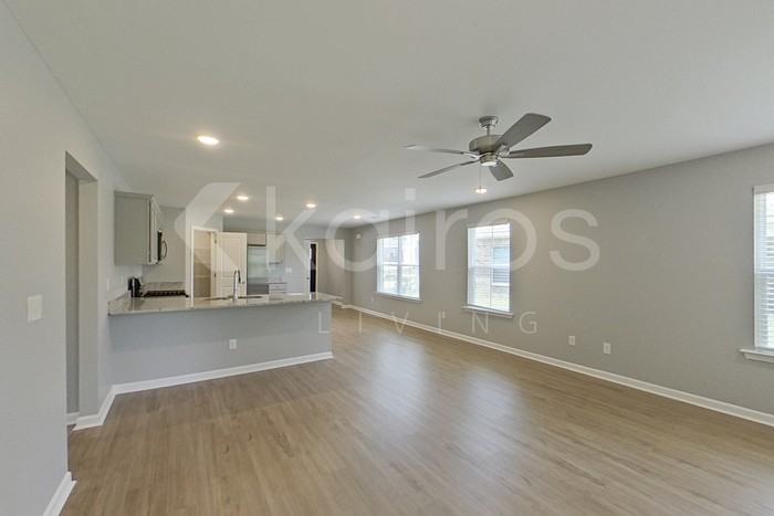 664 June St - Photo 5 of 20