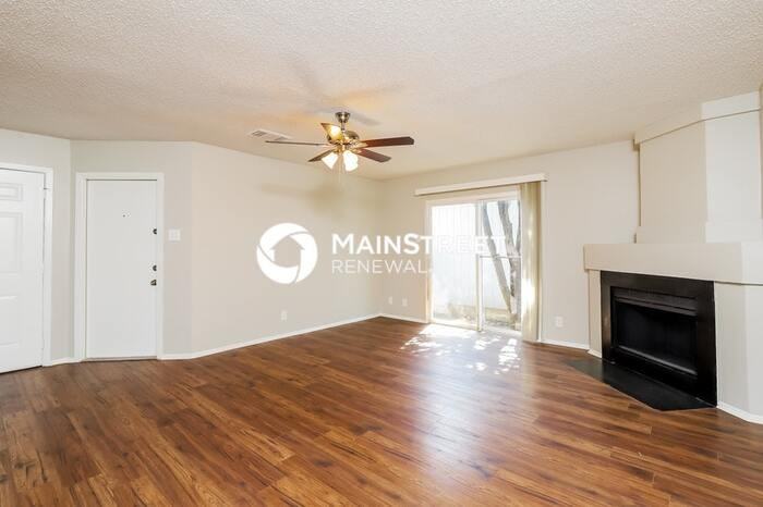 6846 Columbia Ridge Dr - Photo 6 of 16