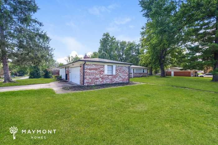 4361 Hillcrest Dr - Photo 4 of 13