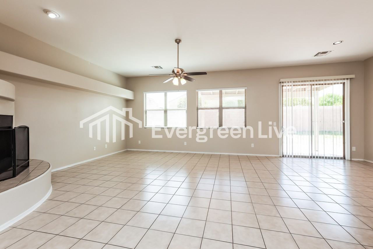 7961 W Hawk Eagle Ct - Photo 6 of 15