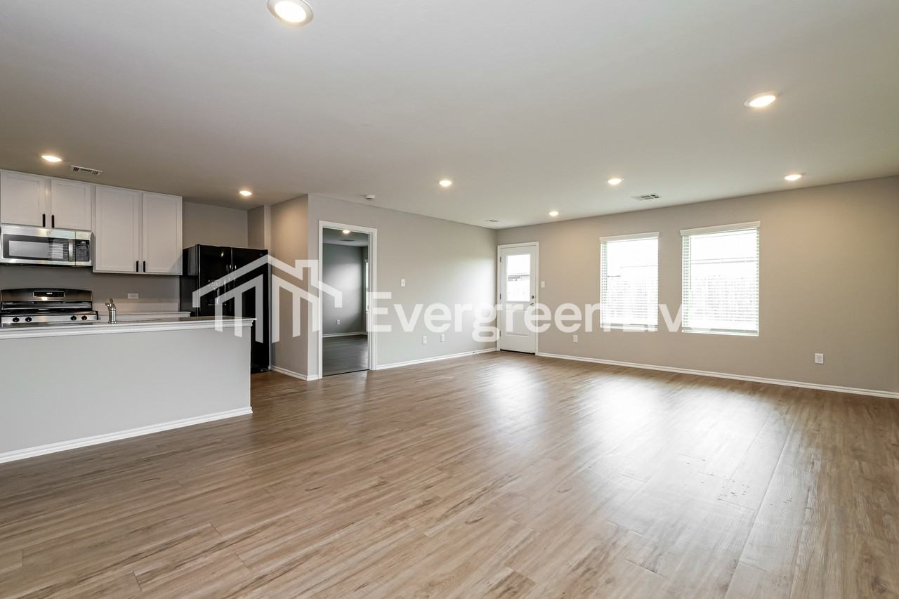 11632 Sw 38th St - Photo 2 of 16