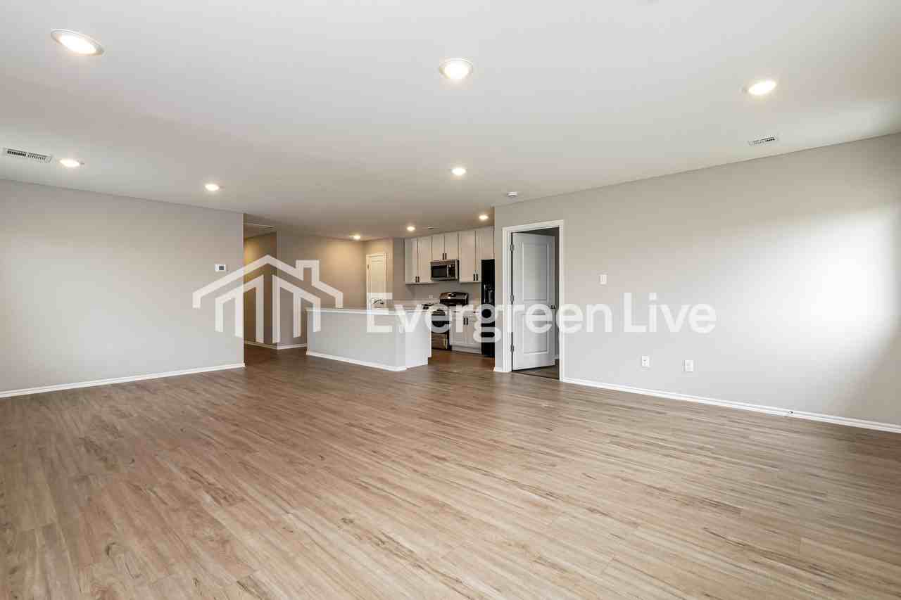 11632 Sw 38th St - Photo 3 of 16