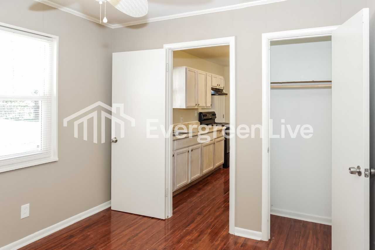 3525 Cayman Rd Sw - Photo 5 of 15