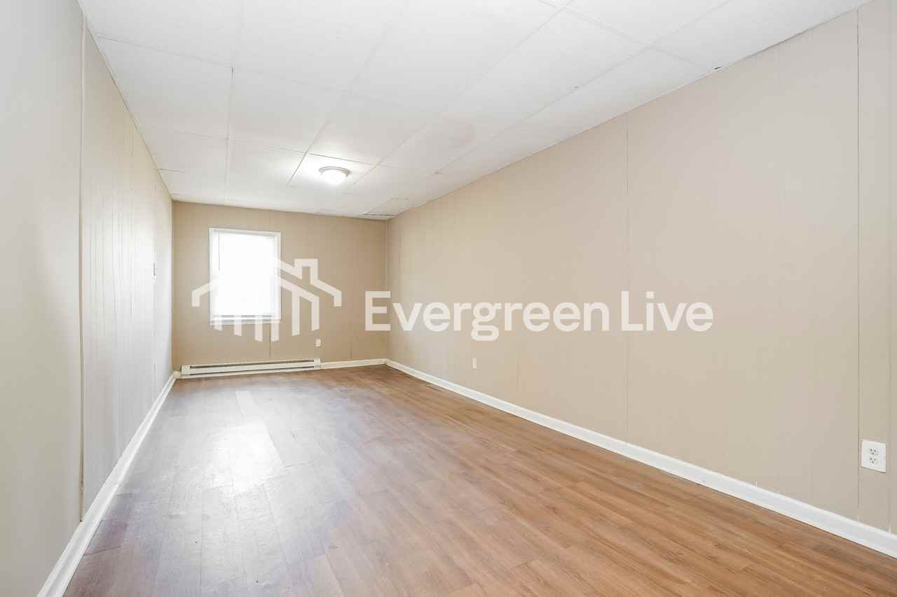 1634 Huxley Dr - Photo 6 of 15