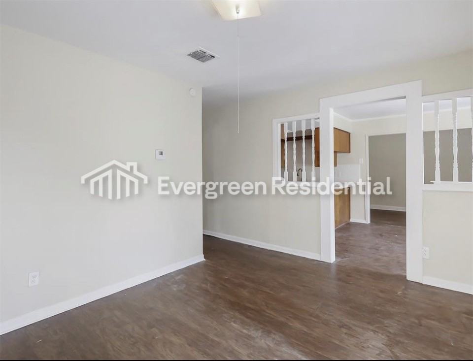 10343 Rebel Rd - Photo 5 of 11