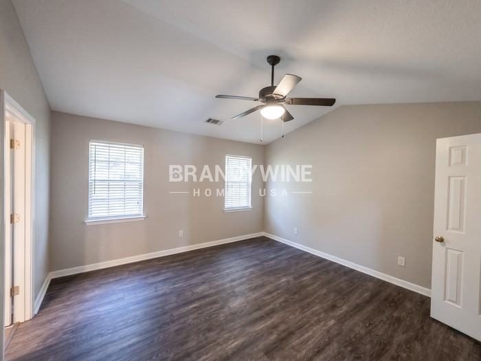 113 Eva Dr - Photo 7 of 24