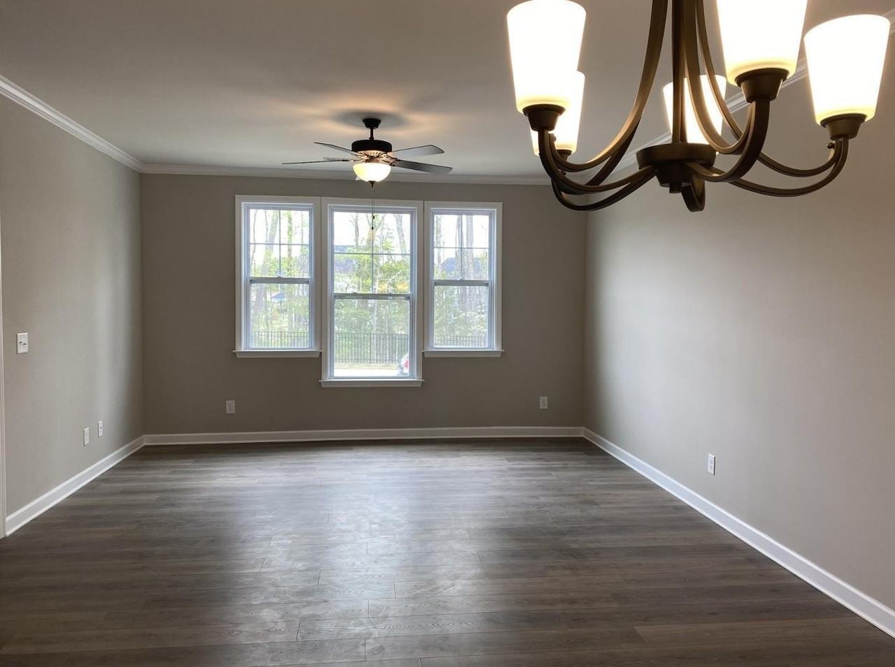 729 Carraway Garden Dr - Photo 2 of 9