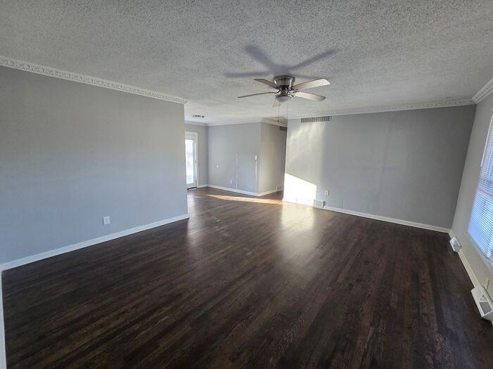 13100 Sycamore Ave - Photo 5 of 19