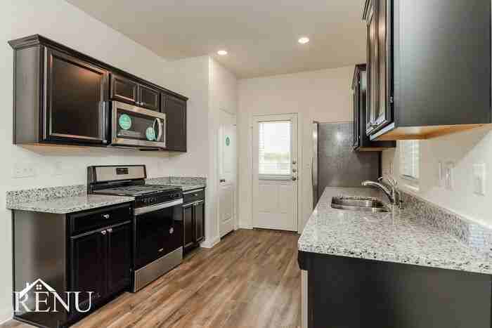 5042 Firefly Hls - Photo 3 of 25