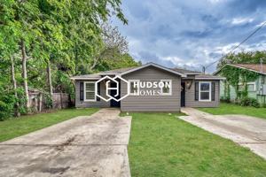 featured image of 110 Plan St #A