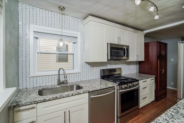7113 Leona St - Photo 6 of 16