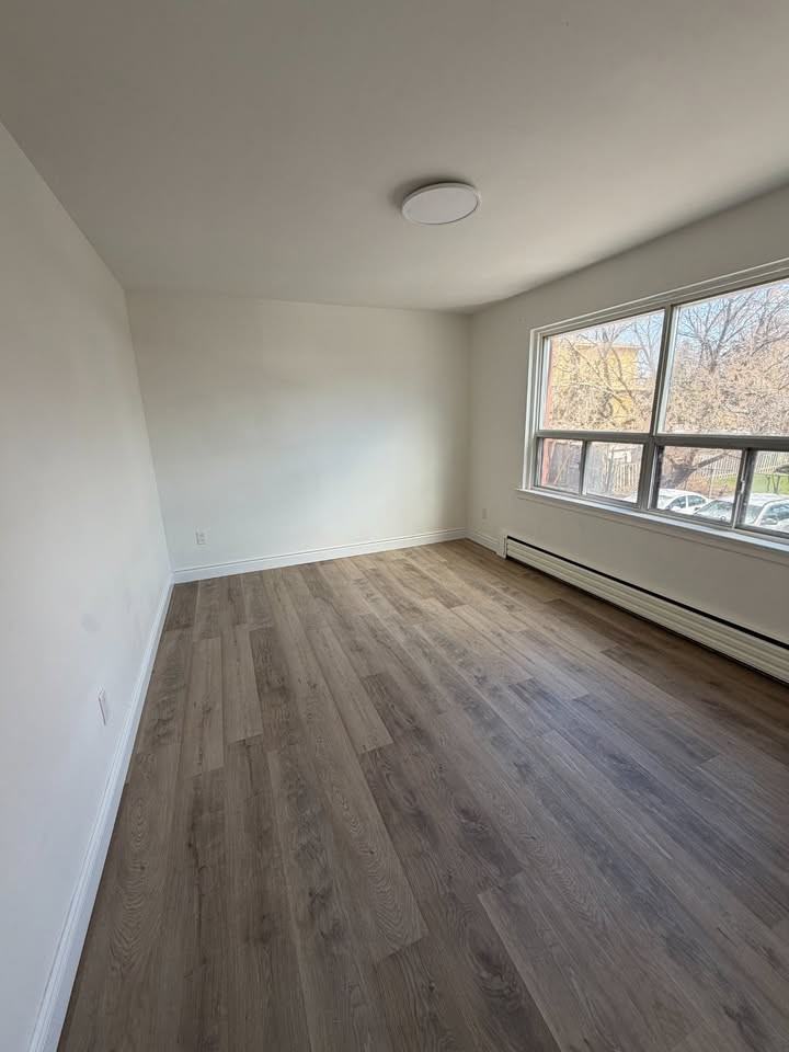 419 Pharmacy Ave - Photo 2 of 10