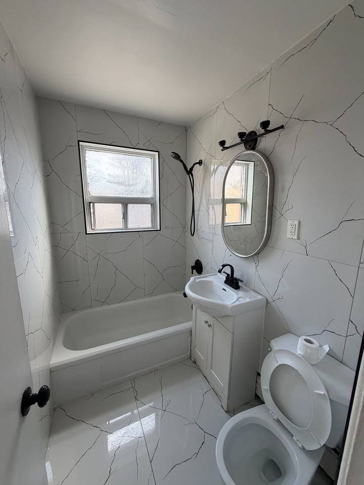 419 Pharmacy Ave - Photo 3 of 10