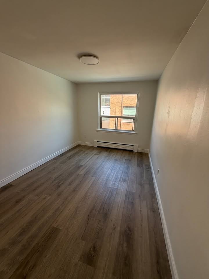 419 Pharmacy Ave - Photo 6 of 10