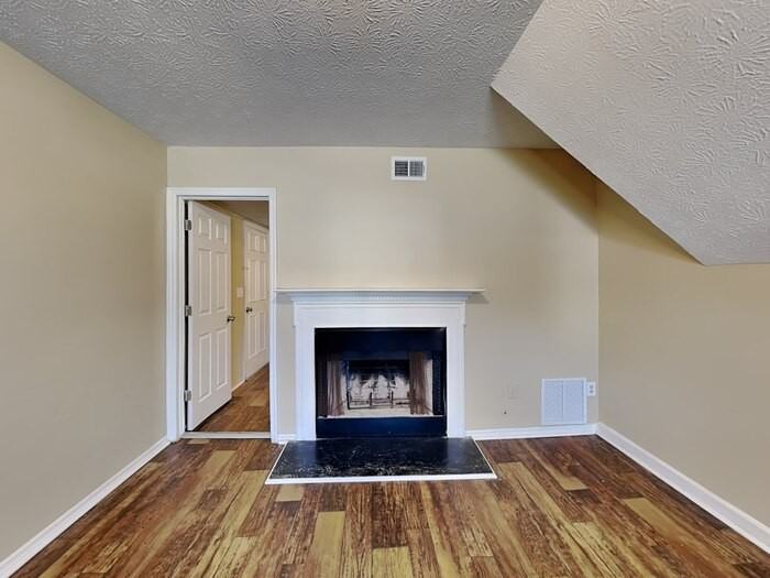 6365 Peppermill Ln - Photo 5 of 25