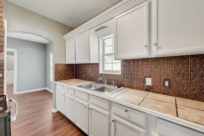 930 W Freeman St - Photo 7 of 19