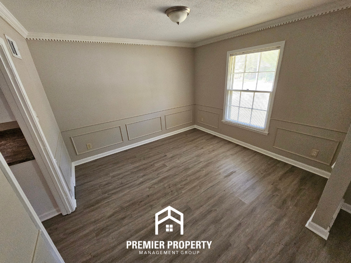 2454 Cardigan Dr - Photo 6 of 35