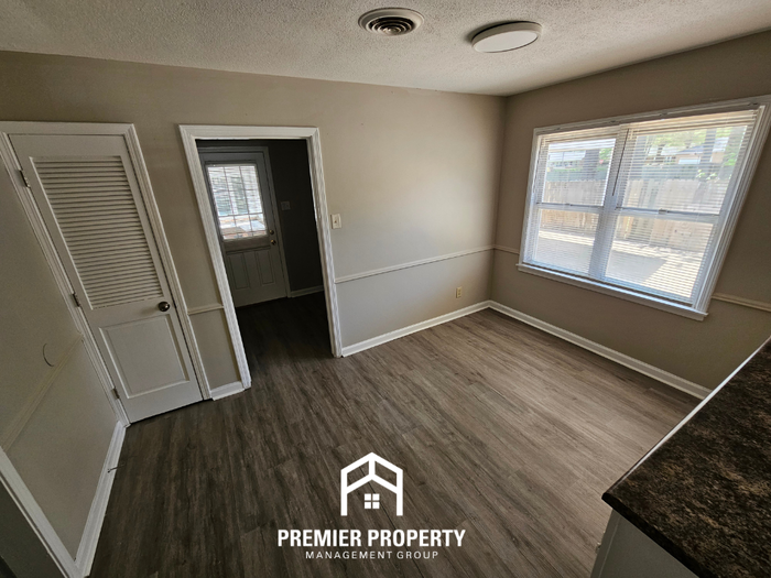2454 Cardigan Dr - Photo 7 of 35