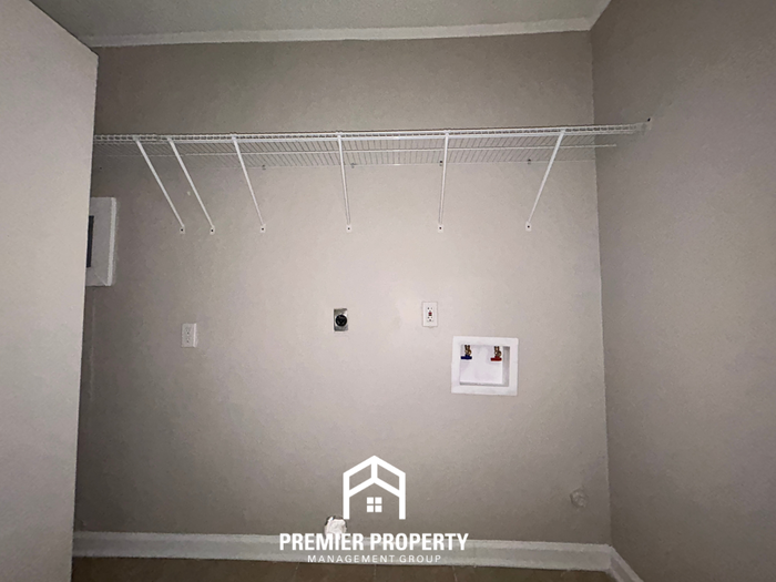 1842 Brookhaven Dr - Photo 6 of 17